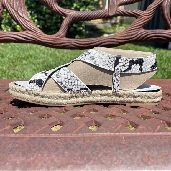 💋NWT Marc fisher snake embossed leather & rope buckle sandal - Picture 5 of 13